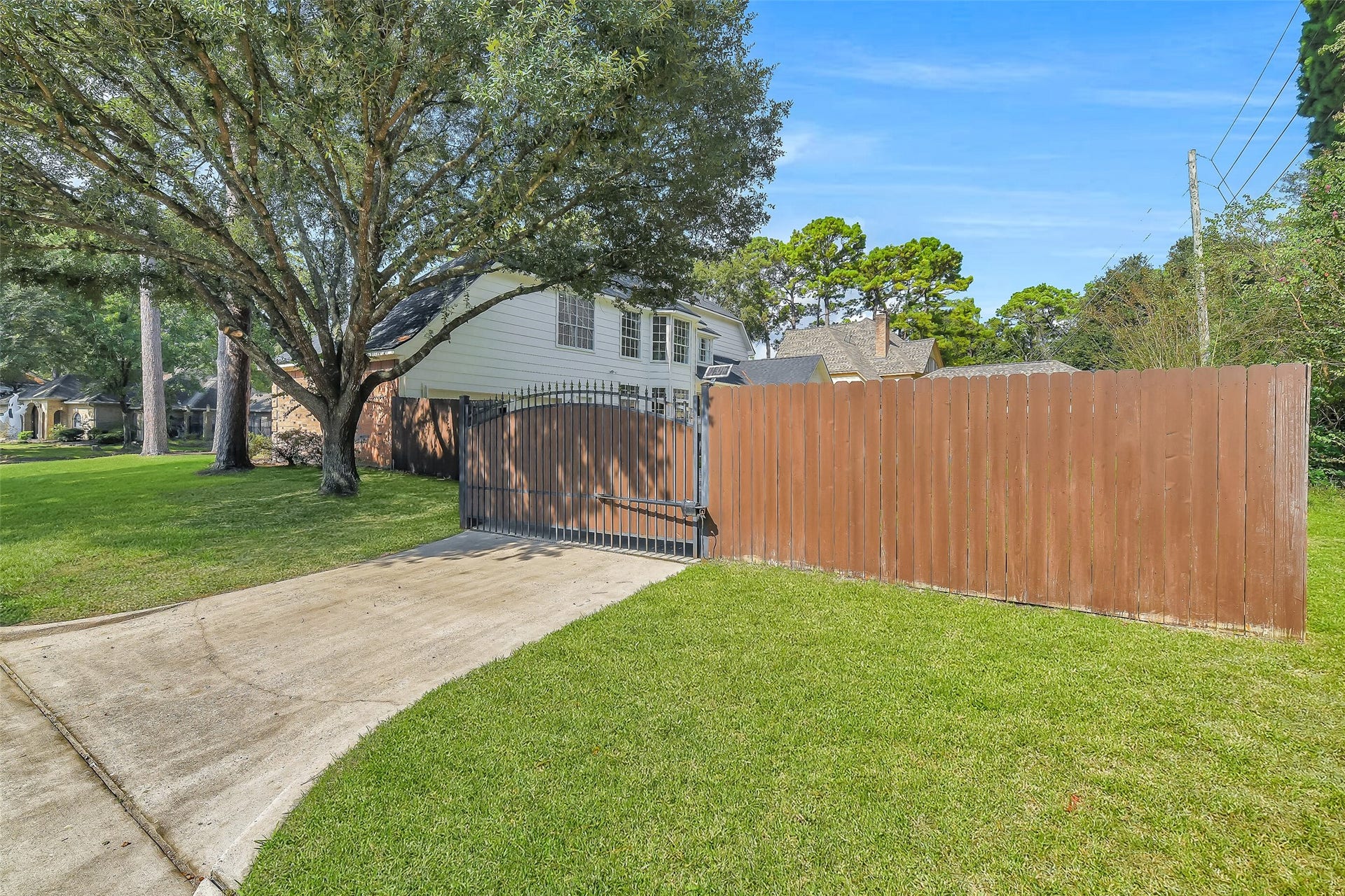 1802 Wild Plum Court, Houston, TX 77345