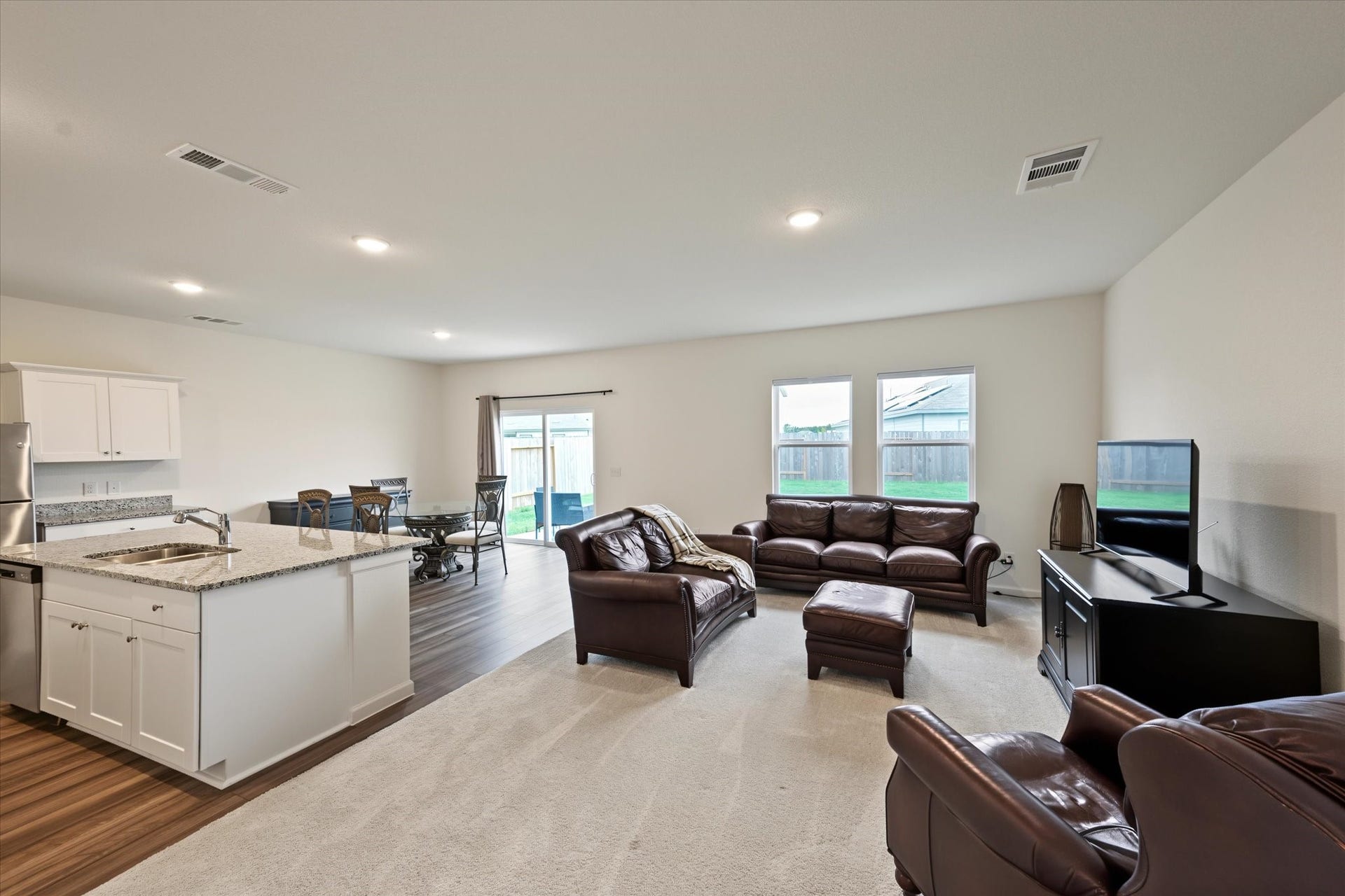 15727 Lone Juniper Drive, Crosby, TX 77532 Open Family Room - Furniture Included