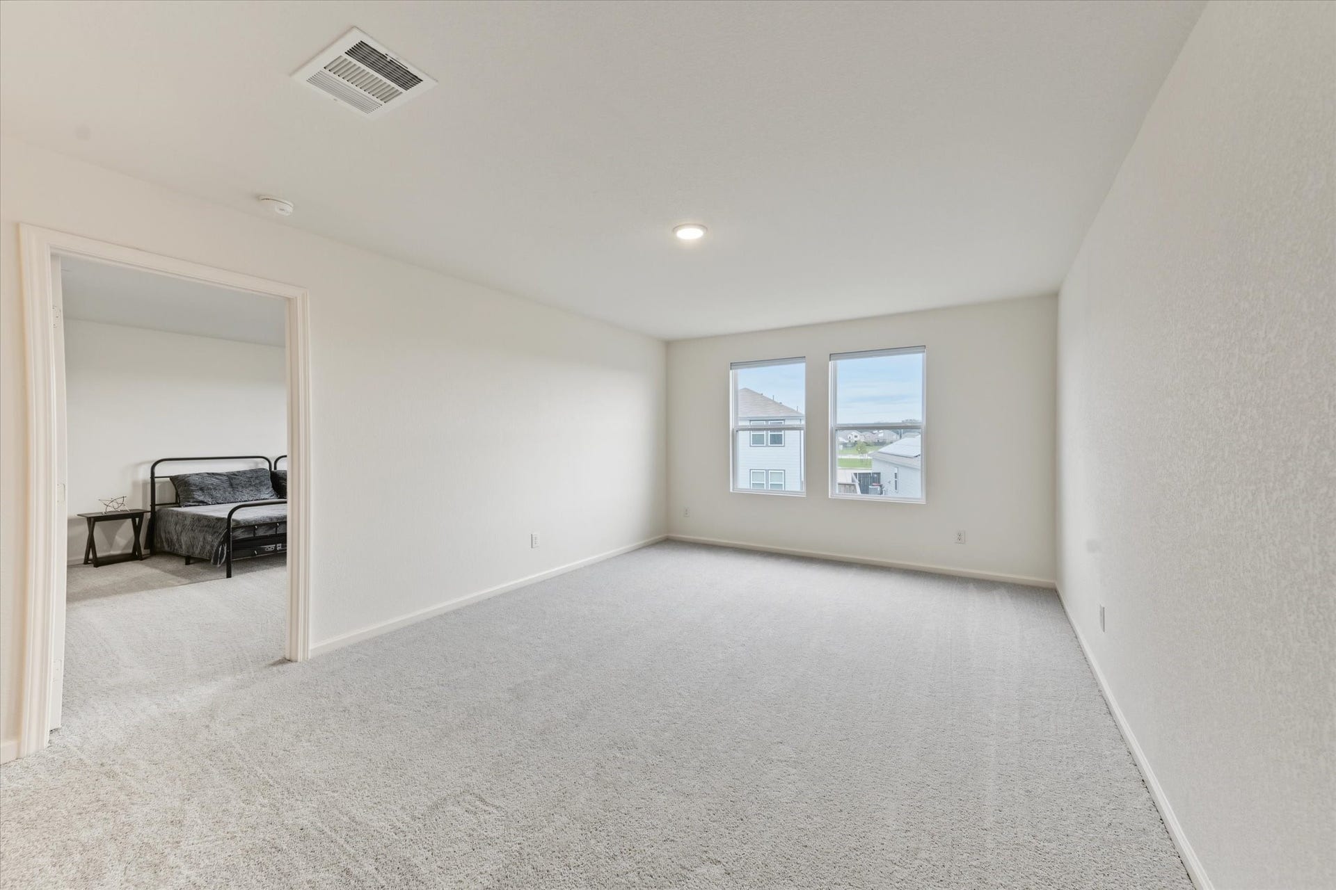 15727 Lone Juniper Drive, Crosby, TX 77532 Game Room