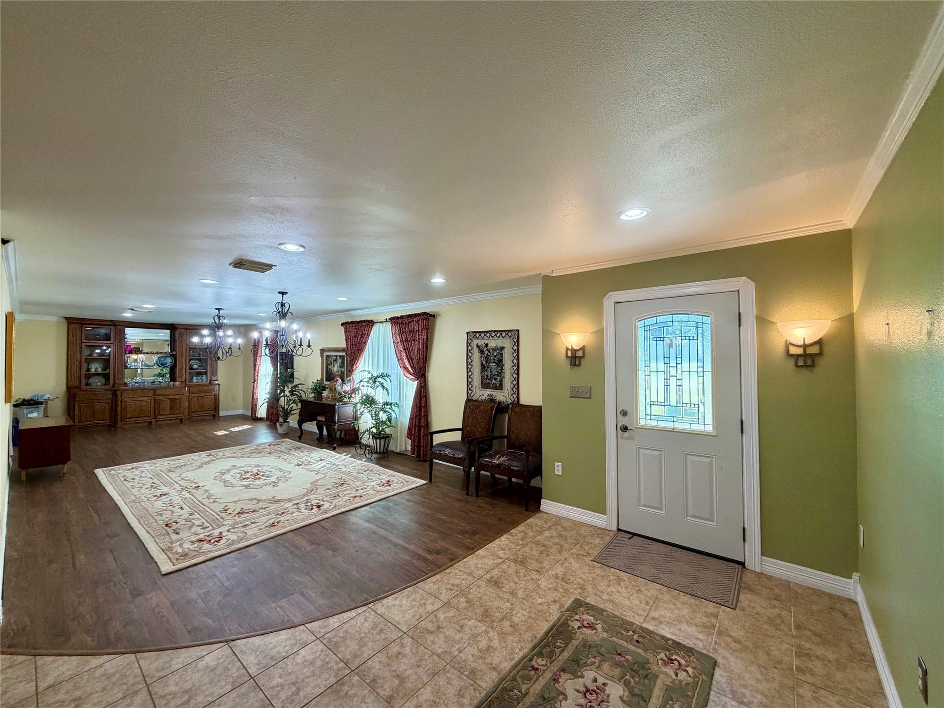 1231 County Road 201A, Angleton, TX 77515 1231 County Road 201A, Angleton, TX 77515