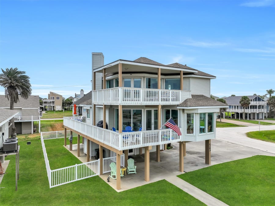 Property photo for 4203 Campeche Court, Galveston, TX