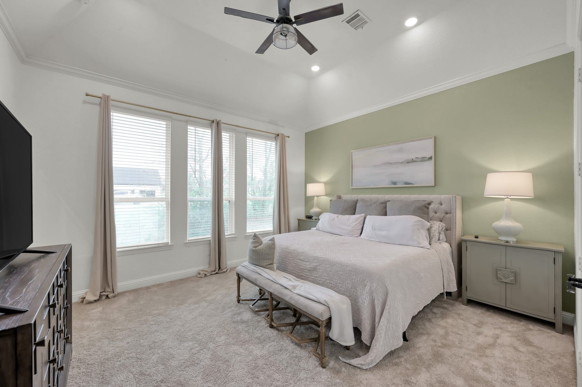 14626 Sterling Court, Willis, TX 77378 Primary room.