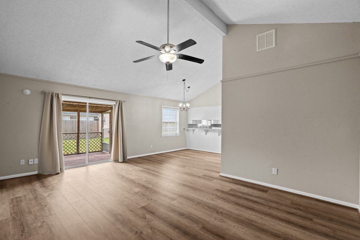 2813 33rd Avenue N, Texas City, TX 77590 2813 33rd Avenue N, Texas City, TX 77590