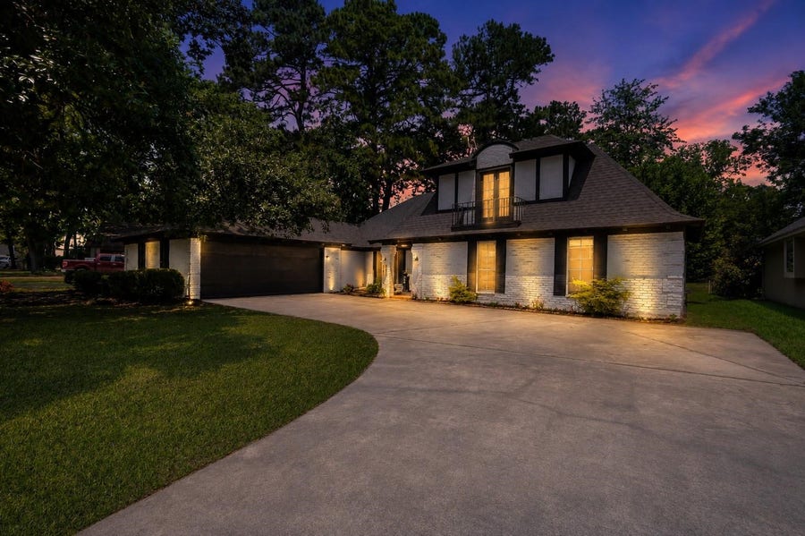 Property photo for 88 April Wind Drive S, Conroe, TX