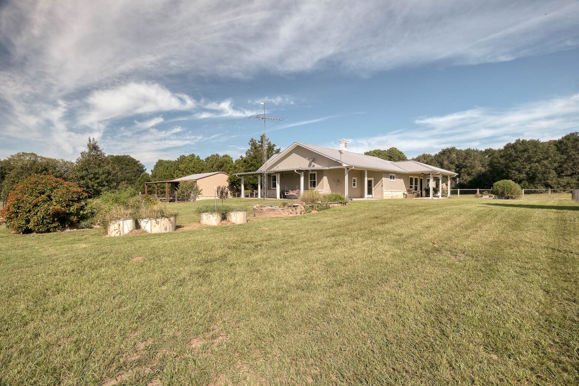 28322 Mellman Road, Hempstead, TX 77445