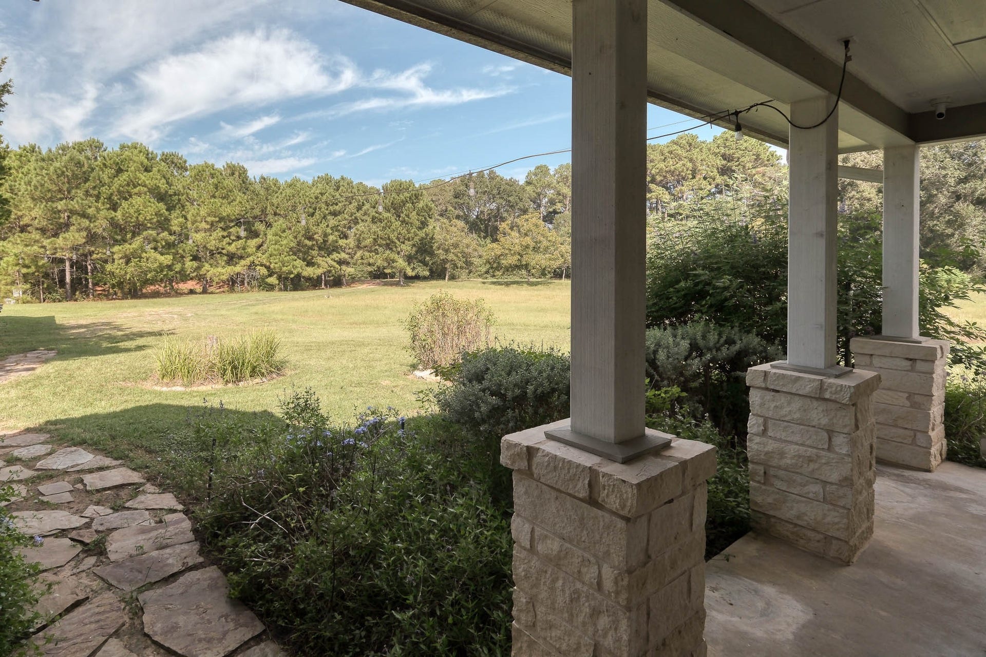 28322 Mellman Road, Hempstead, TX 77445