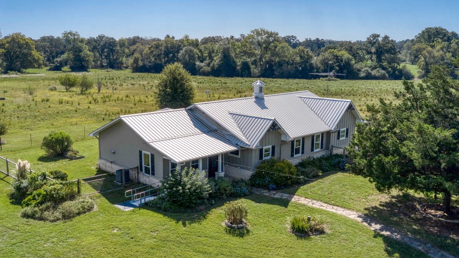 Property photo for 28322 Mellman Road, Hempstead, TX