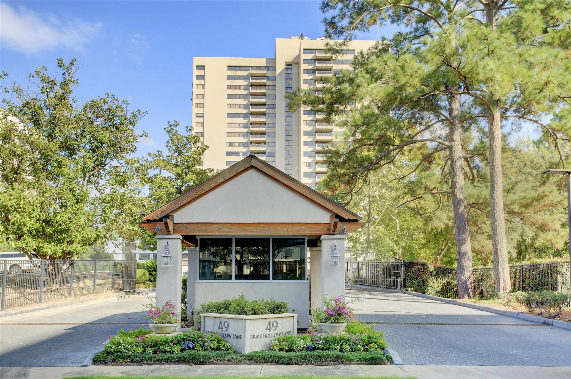 49 Briar Hollow Lane, #702, Houston, TX 77027 24 hour guarded entry.