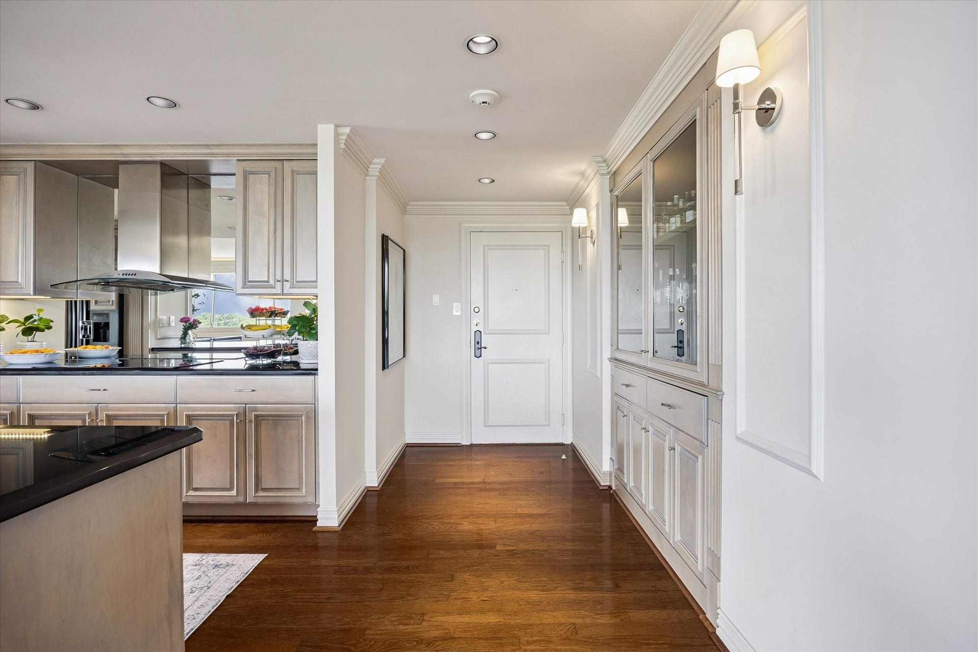 49 Briar Hollow Lane, #702, Houston, TX 77027 Lovely entry, hardwood floors, recessed lighting...