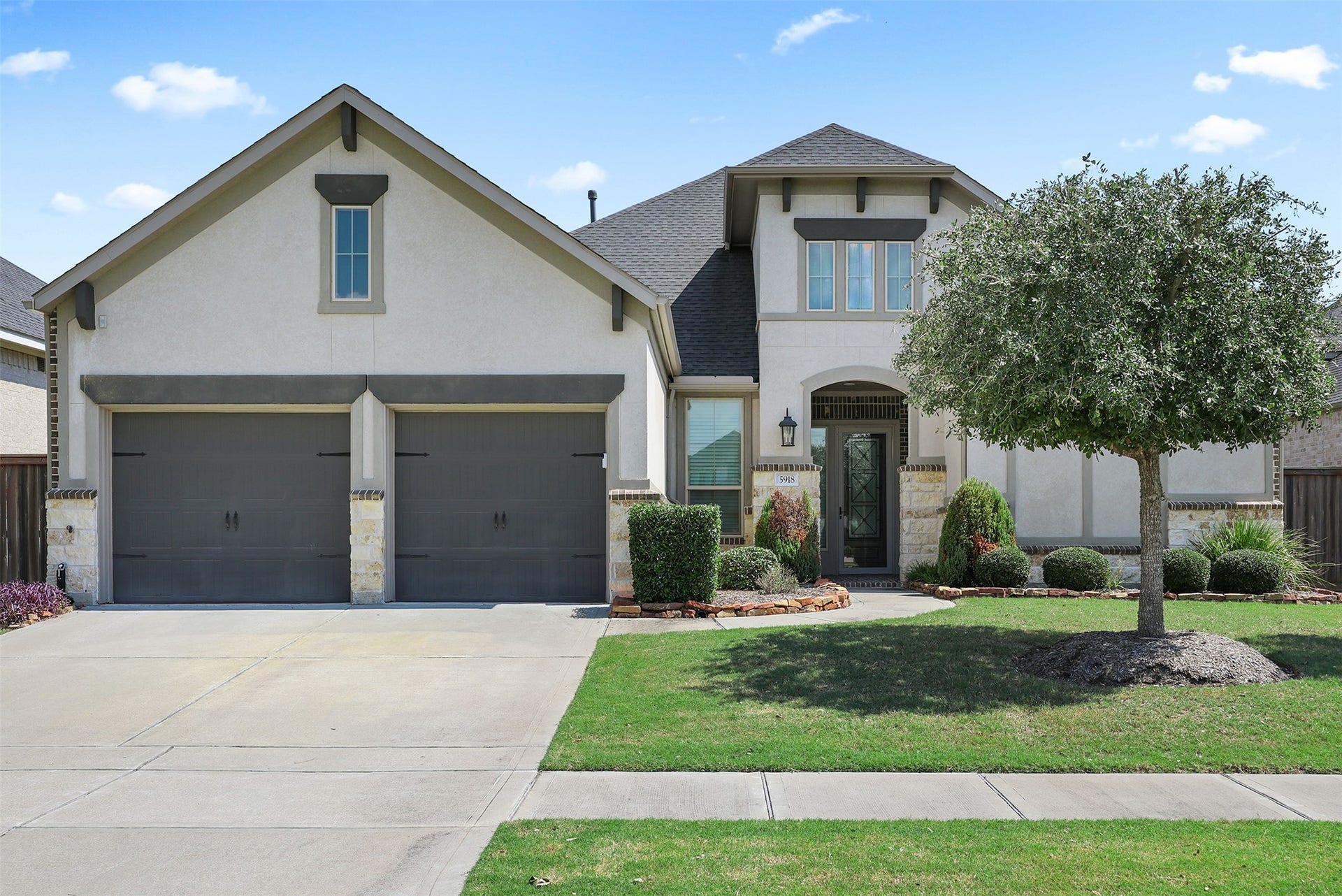 5918 Wedgewood Heights Way, Houston, TX 77059