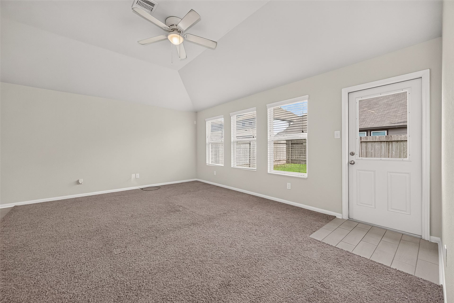 2122 Artic Loon Drive, Conroe, TX 77385