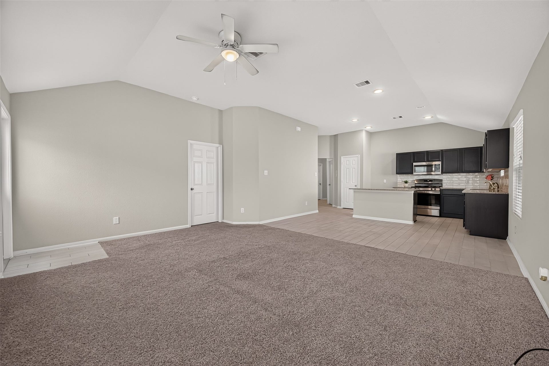 2122 Artic Loon Drive, Conroe, TX 77385