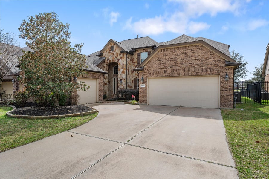 Property photo for 19314 Stanton Lake Dr, Cypress, TX