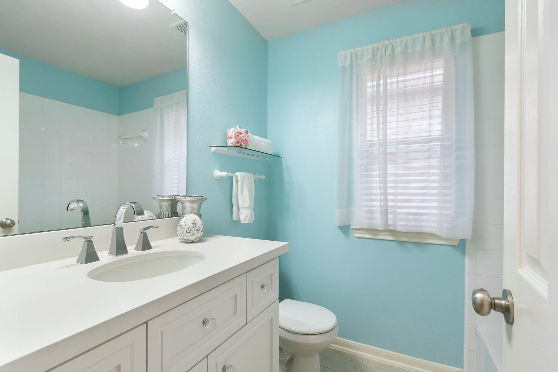 15839 Collinsville Drive, Tomball, TX 77377 15839 Collinsville Drive, Tomball, TX 77377