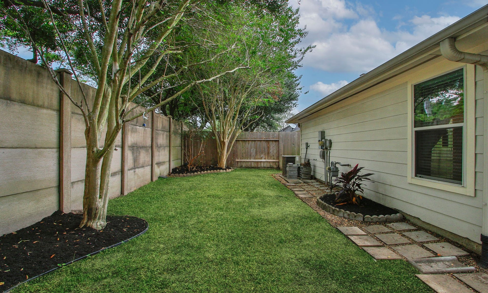 15839 Collinsville Drive, Tomball, TX 77377 15839 Collinsville Drive, Tomball, TX 77377