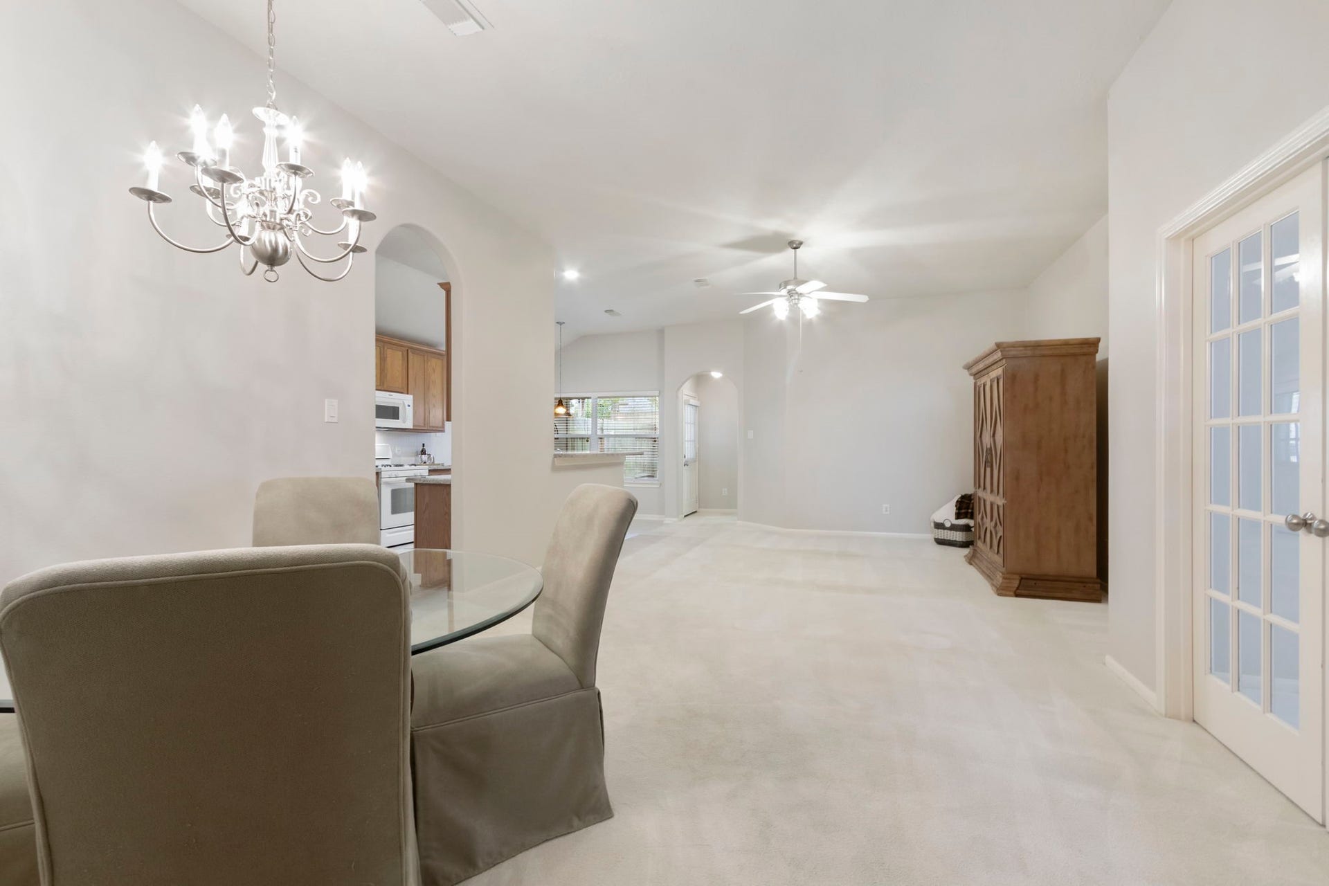 15839 Collinsville Drive, Tomball, TX 77377 15839 Collinsville Drive, Tomball, TX 77377