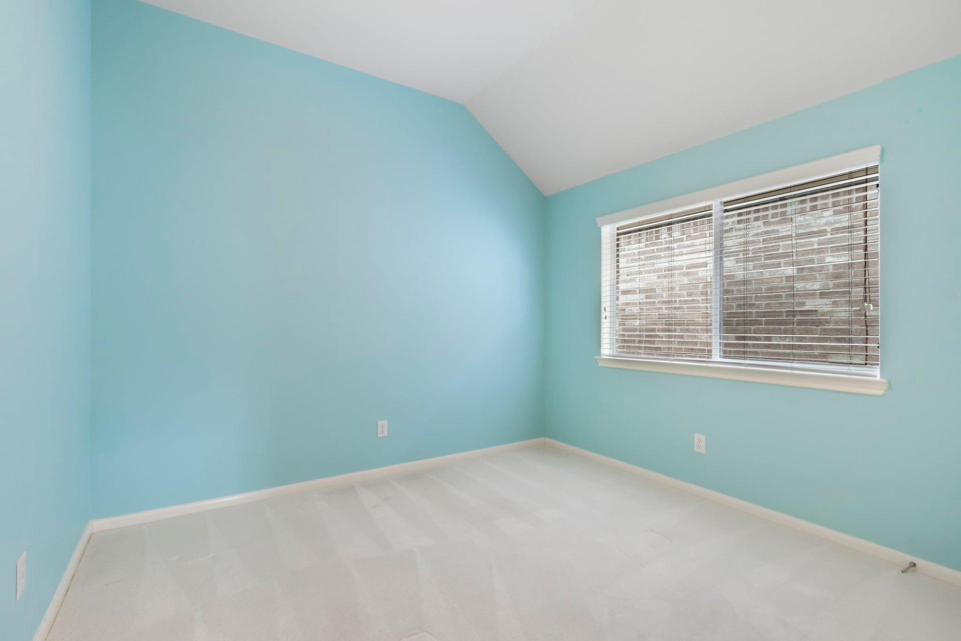 15839 Collinsville Drive, Tomball, TX 77377 15839 Collinsville Drive, Tomball, TX 77377