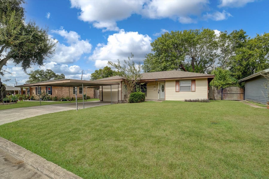Property photo for 2703 Morningside Lane, Pasadena, TX