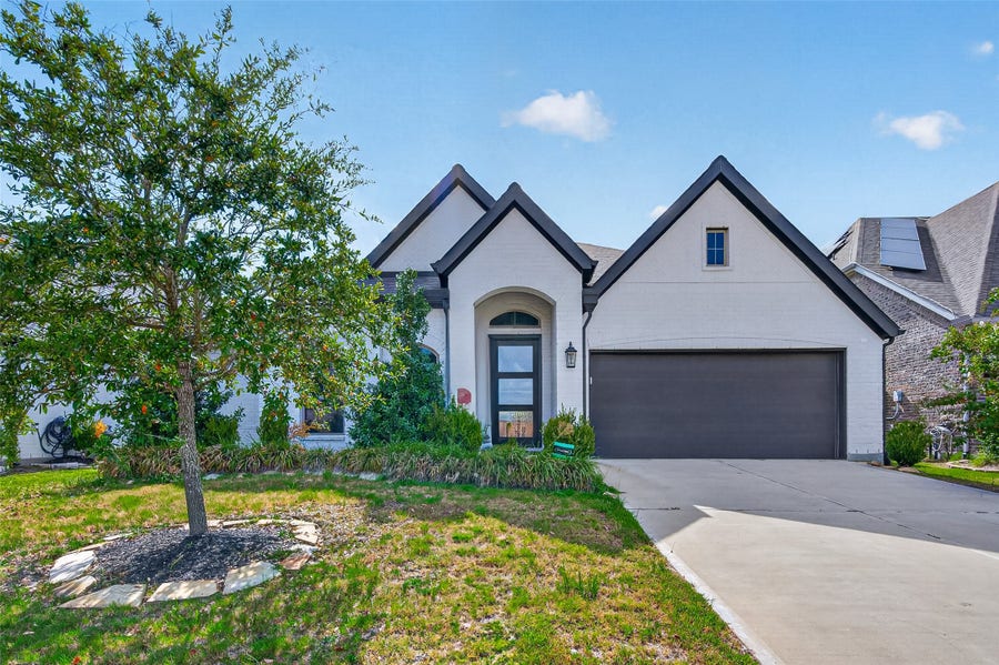 Property photo for 7211 Sylvan Birch Trail, Katy, TX