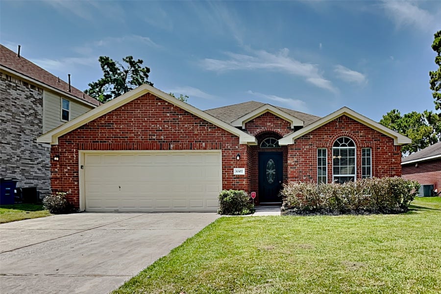 Property photo for 8307 Silver Lure Drive, Humble, TX