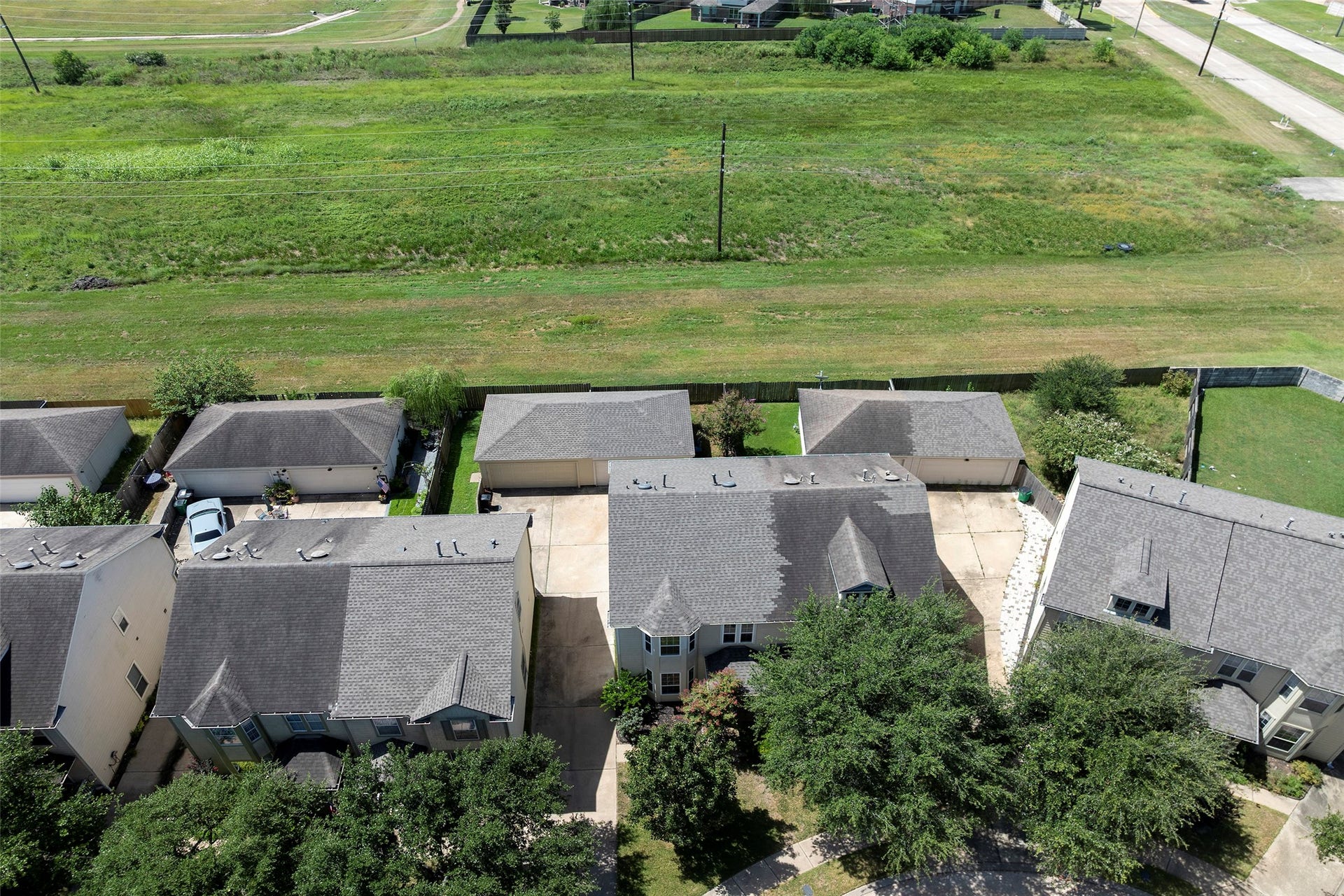 16879 Mammoth Springs Drive, Houston, TX 77095 16879 Mammoth Springs Drive, Houston, TX 77095