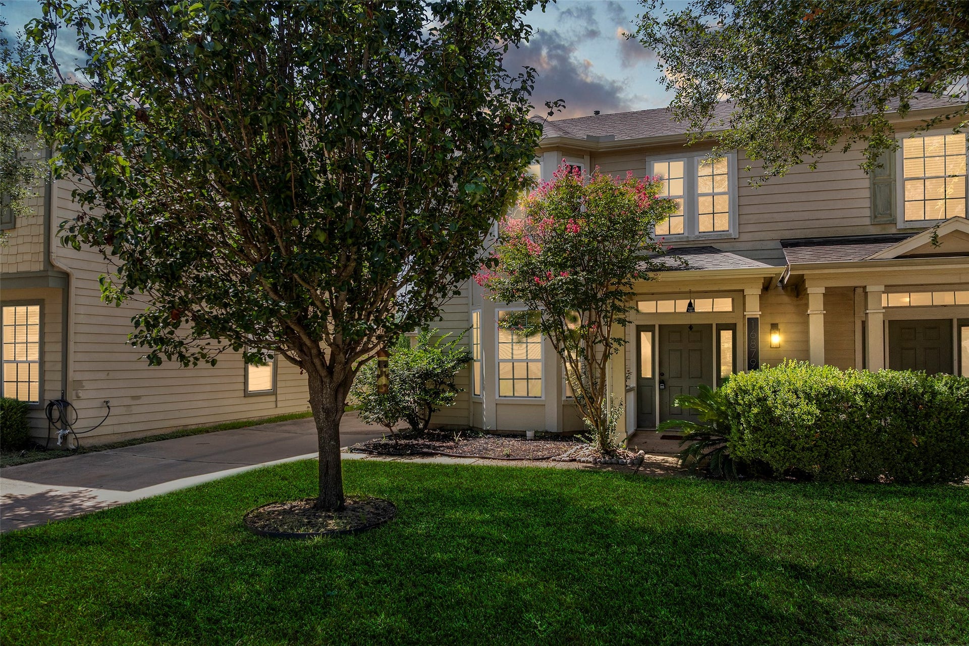 16879 Mammoth Springs Drive, Houston, TX 77095 16879 Mammoth Springs Drive, Houston, TX 77095