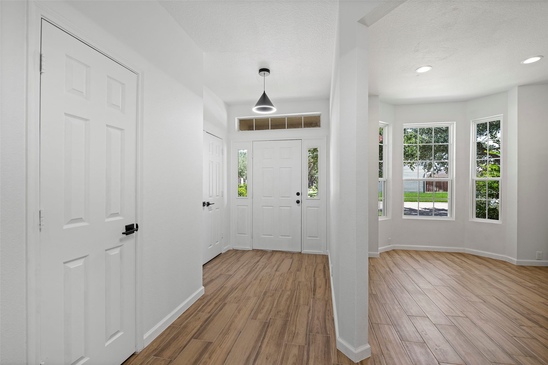 16879 Mammoth Springs Drive, Houston, TX 77095 16879 Mammoth Springs Drive, Houston, TX 77095