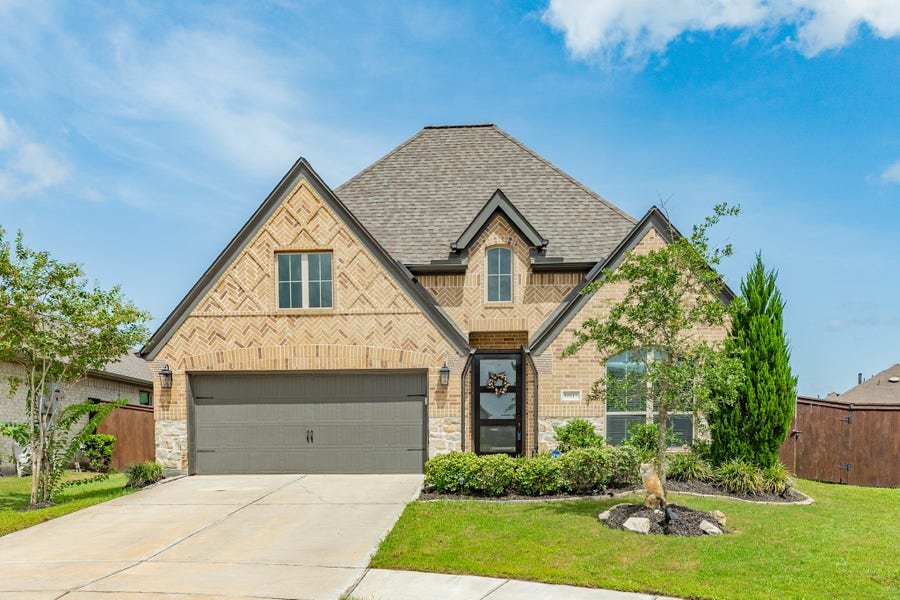 Property photo for 10115 Stride Court, Rosharon, TX