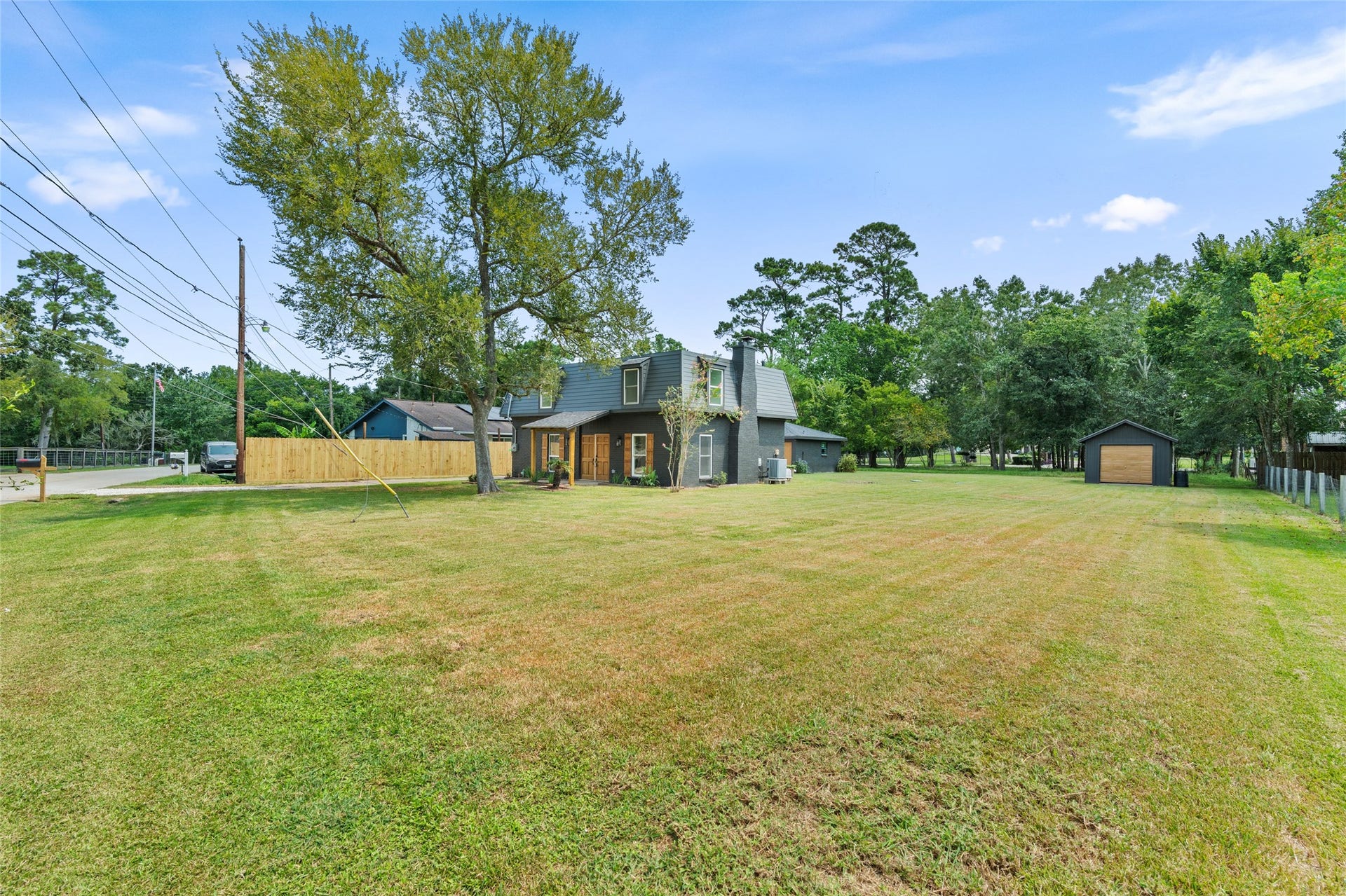 12217 Pine Lane, Dickinson, TX 77539 12217 Pine Lane, Dickinson, TX 77539