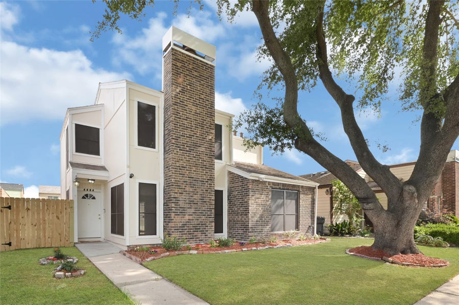 Property photo for 6326 Cambridge Glen Lane, Houston, TX