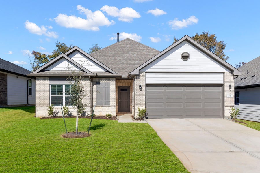 Property photo for 11832 Whirlaway Drive, Willis, TX