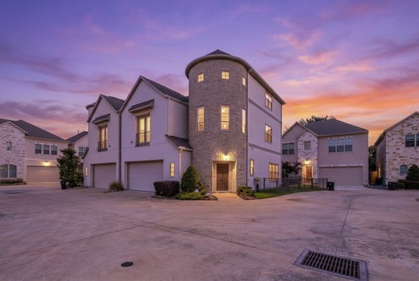 Property photo for 2302 Fall Run Drive, Houston, TX