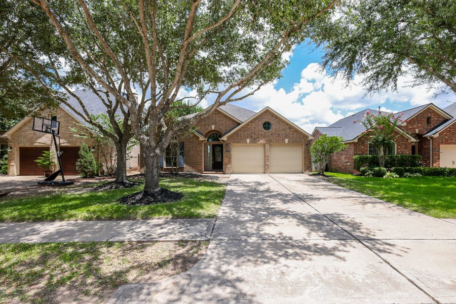 Property photo for 2919 Chalet Knolls Lane, Katy, TX