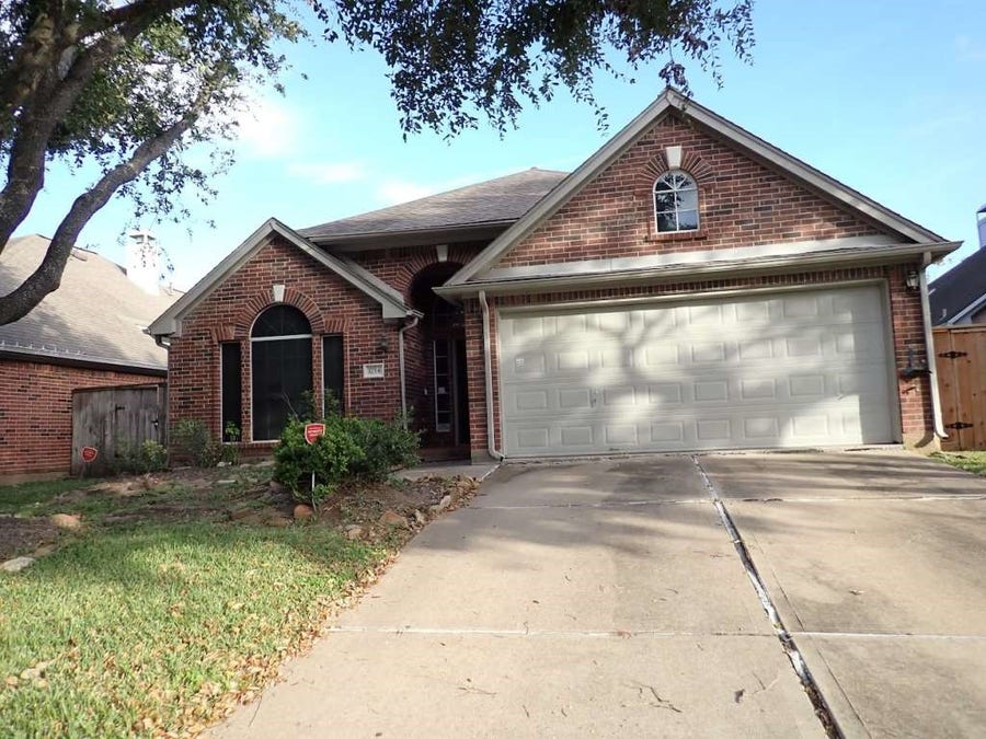 Property photo for 1734 Teal Brook Lane, Sugar Land, TX
