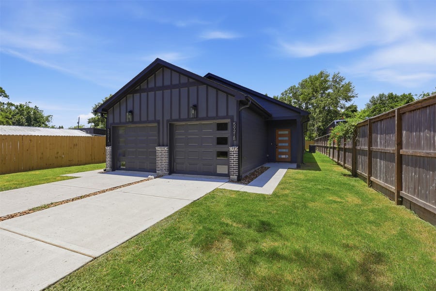 Property photo for 5921 Mountwood Street, #B, Houston, TX