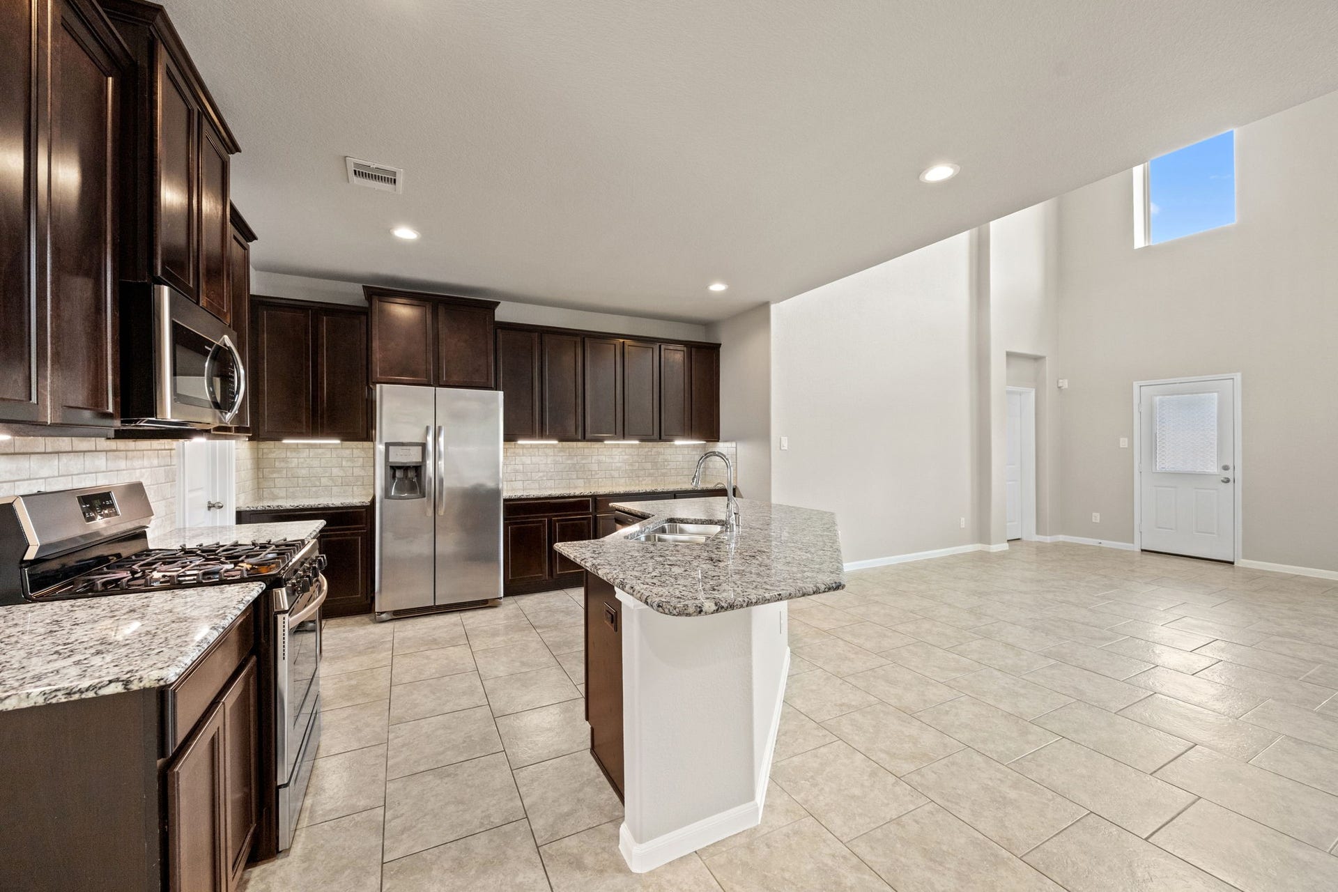 2719 Kaman Lane, Pearland, TX 77581 2719 Kaman Lane, Pearland, TX 77581