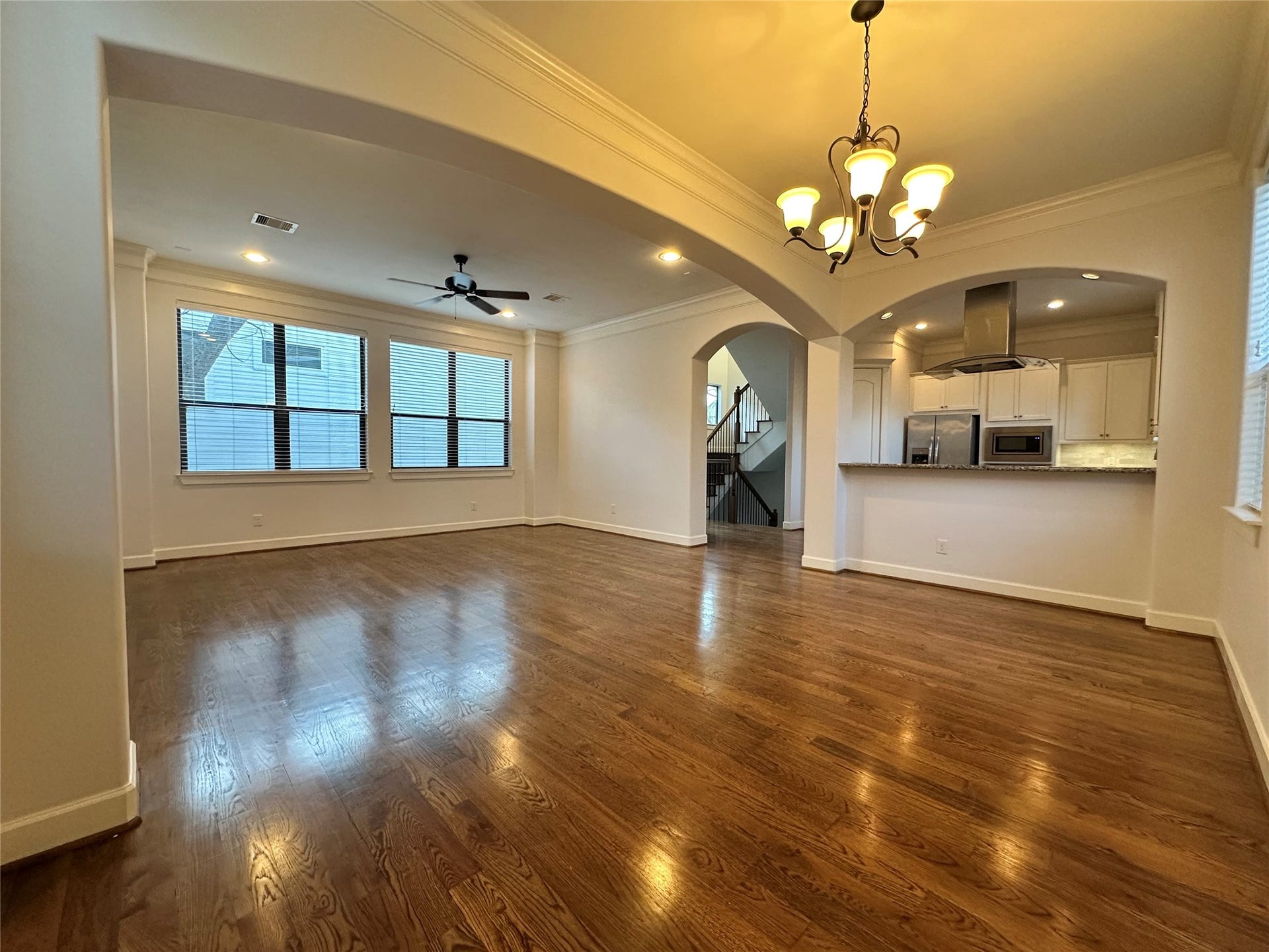 615 W 27th Street, #B, Houston, TX 77008