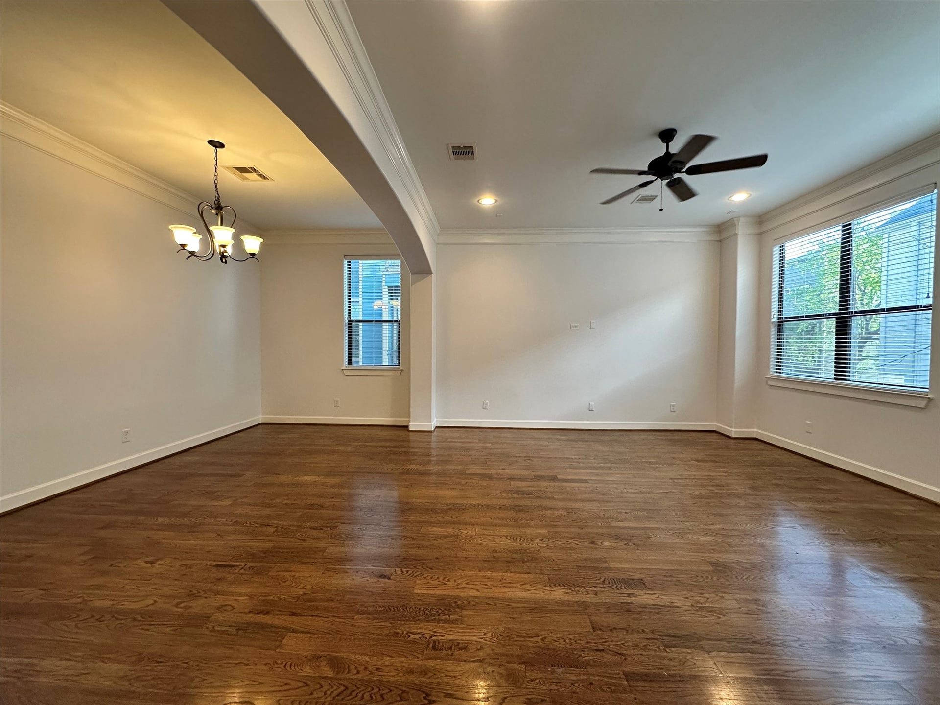 615 W 27th Street, #B, Houston, TX 77008