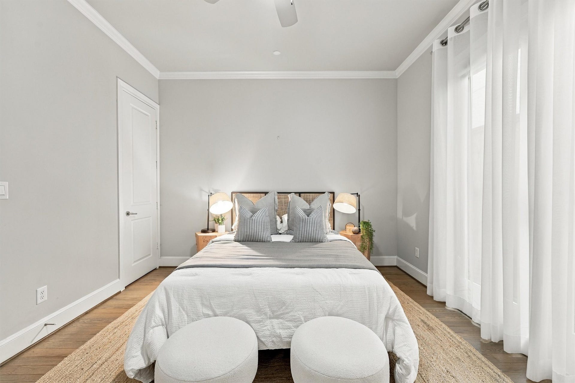 1306 Castle Court, Houston, TX 77006 First-floor guest suite with a full wall of soft, filtered light