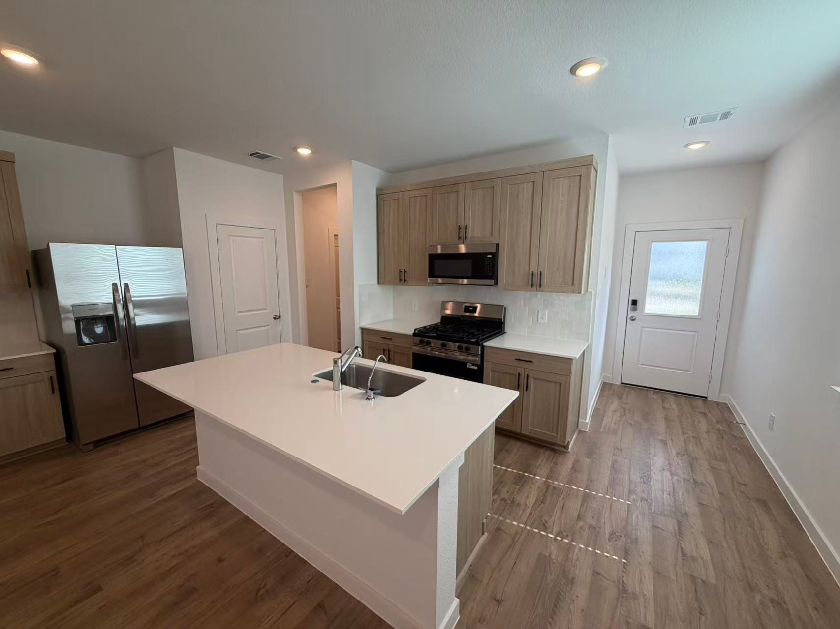 2150 Olivos St, Missouri City, TX 77459 2150 Olivos St, Missouri City, TX 77459