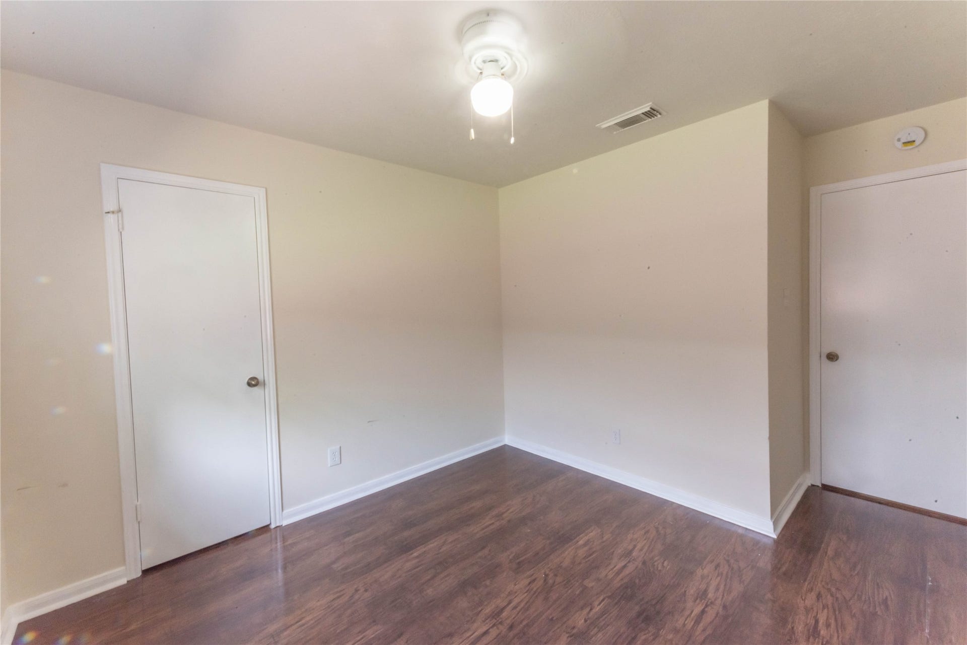 2106 Ledgecrest Drive, Houston, TX 77038 2106 Ledgecrest Drive, Houston, TX 77038