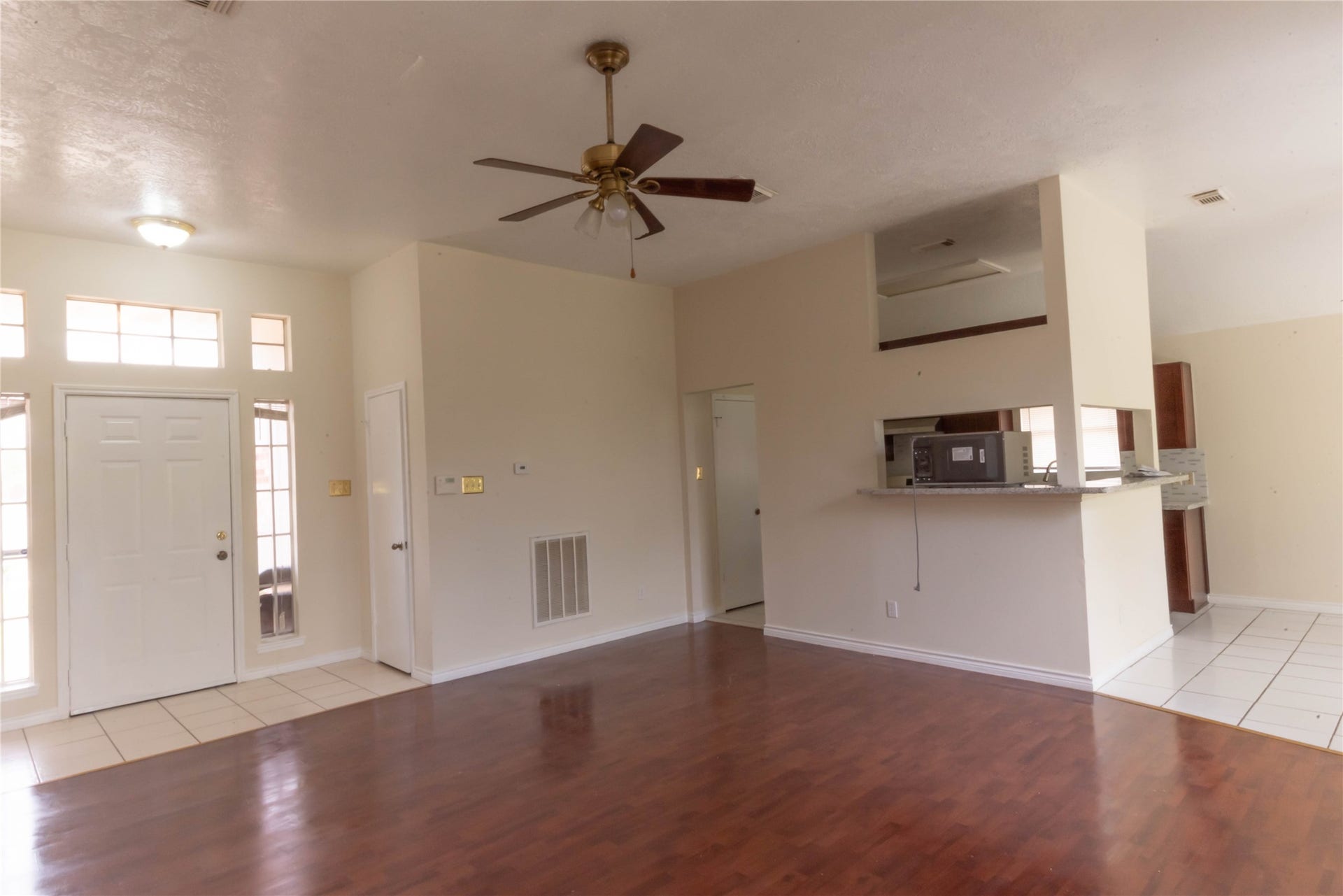2106 Ledgecrest Drive, Houston, TX 77038 2106 Ledgecrest Drive, Houston, TX 77038