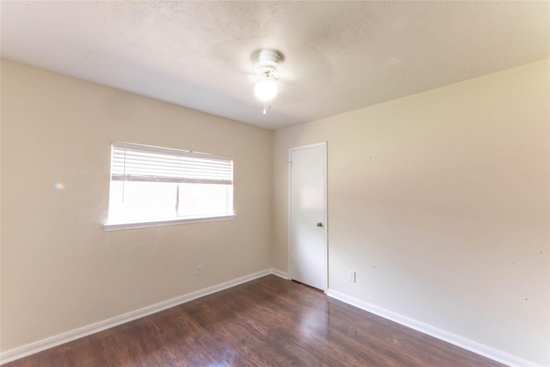 2106 Ledgecrest Drive, Houston, TX 77038 2106 Ledgecrest Drive, Houston, TX 77038