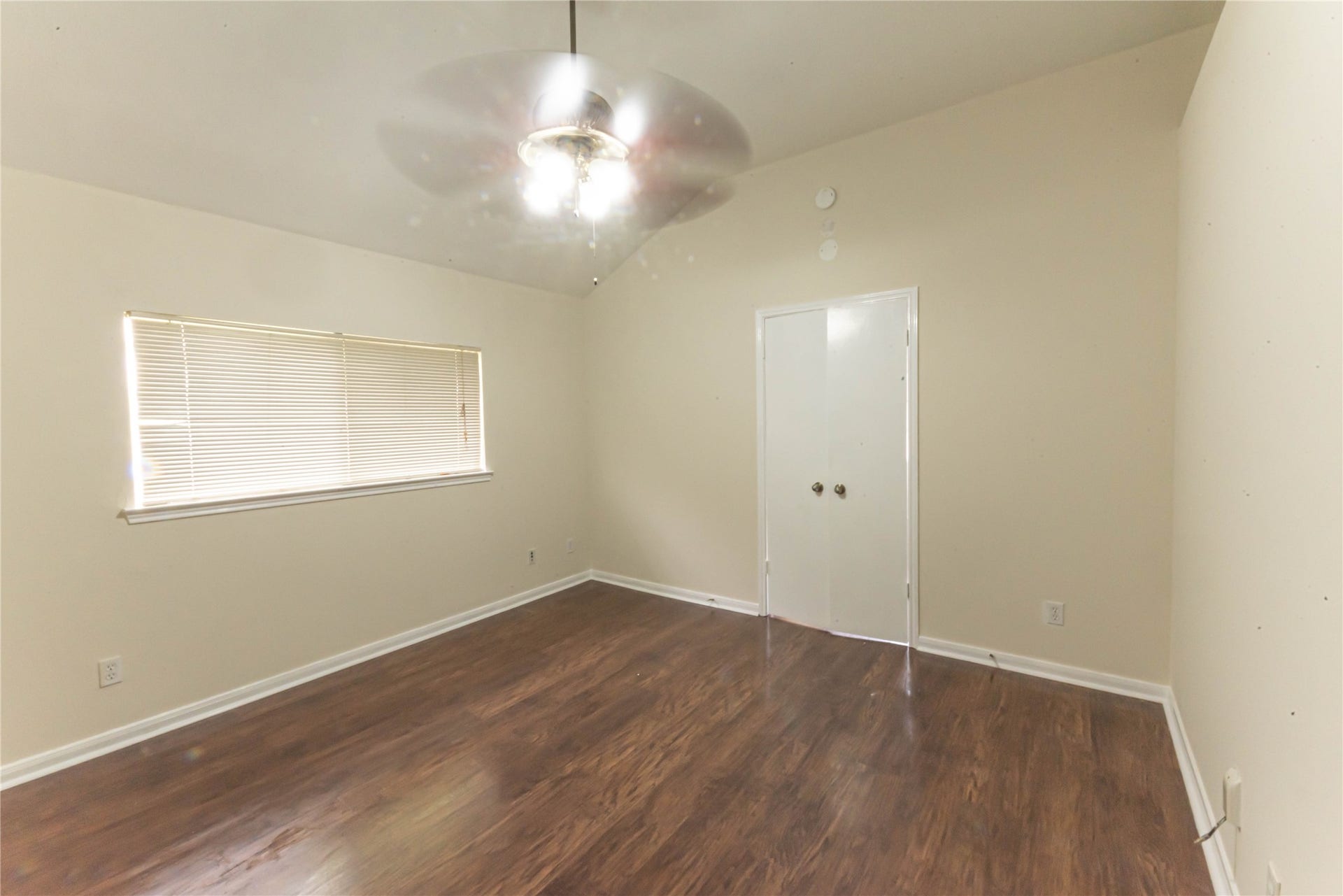 2106 Ledgecrest Drive, Houston, TX 77038 2106 Ledgecrest Drive, Houston, TX 77038