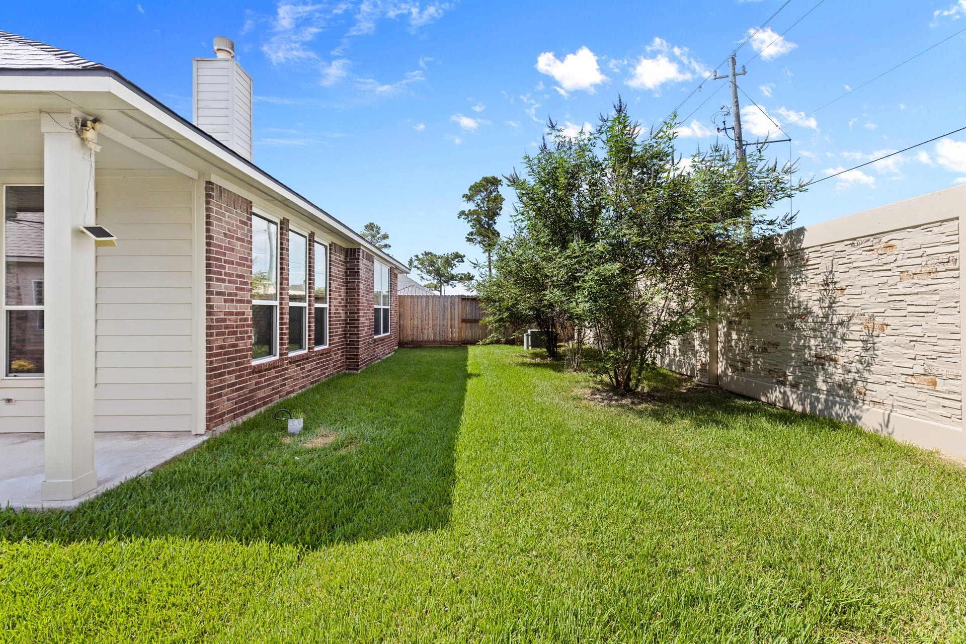 2404 S Venice Drive, Pearland, TX 77581 2404 S Venice Drive, Pearland, TX 77581