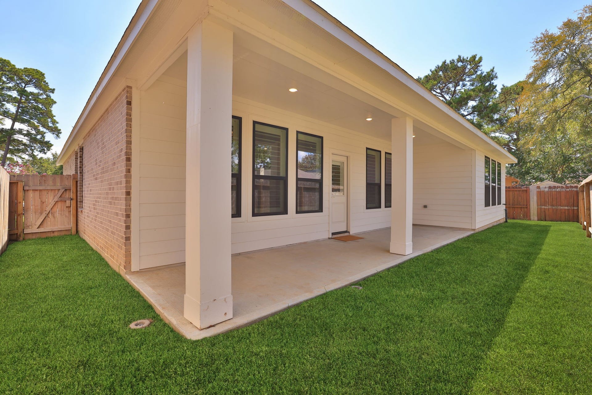 12893 Orion Court, Willis, TX 77318 12893 Orion Court, Willis, TX 77318