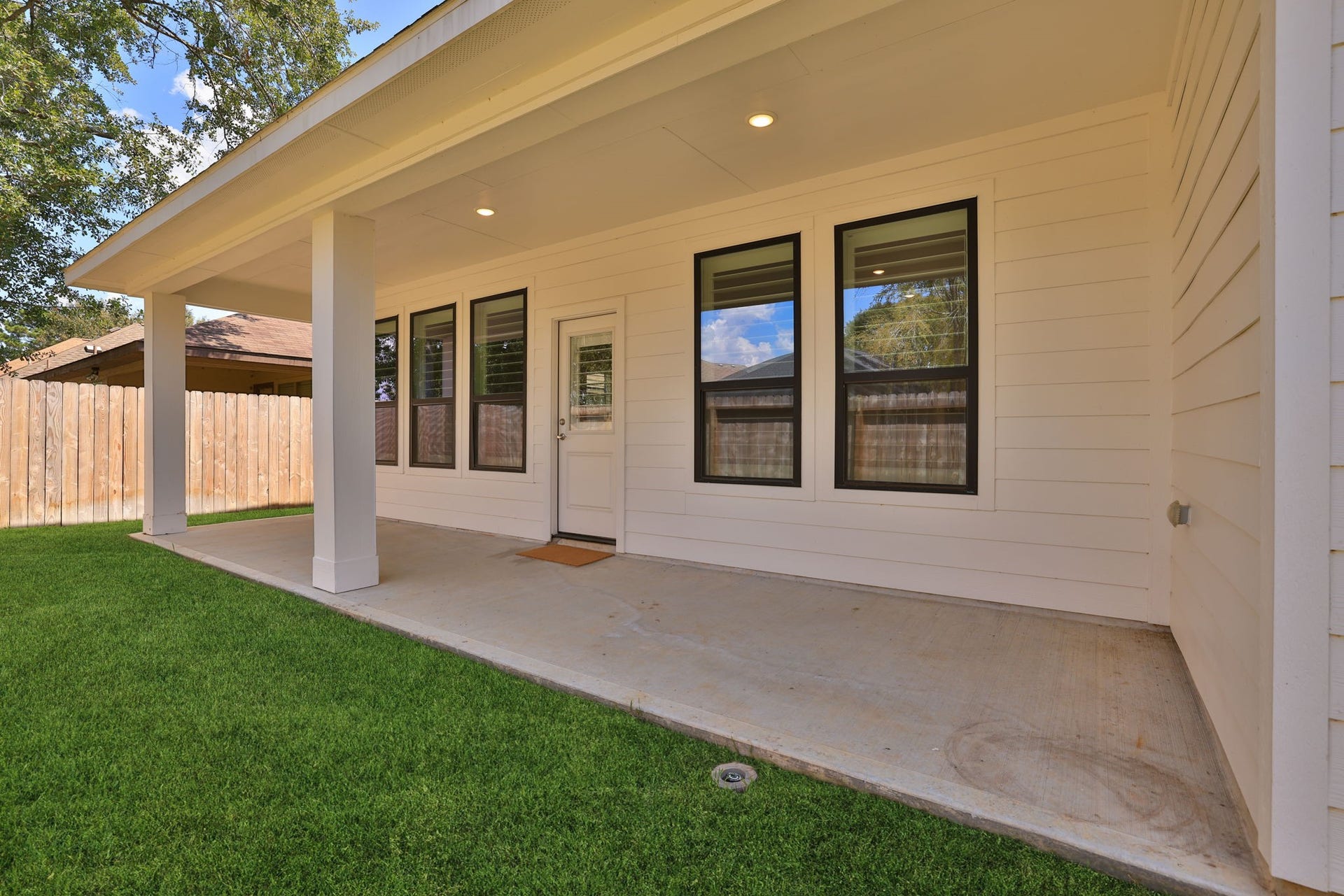 12893 Orion Court, Willis, TX 77318 12893 Orion Court, Willis, TX 77318
