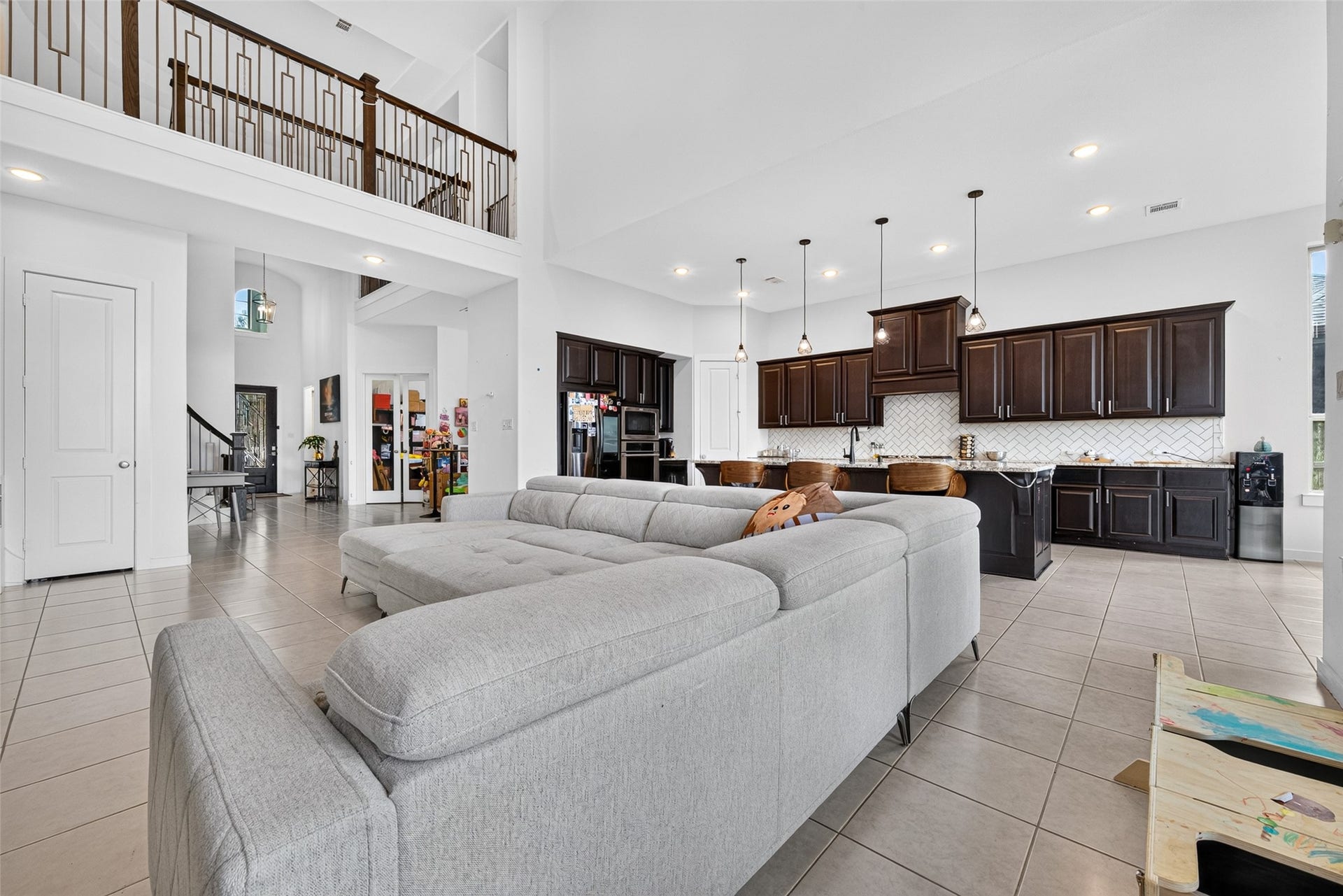 10114 Brush Way, Rosharon, TX 77583 10114 Brush Way, Rosharon, TX 77583