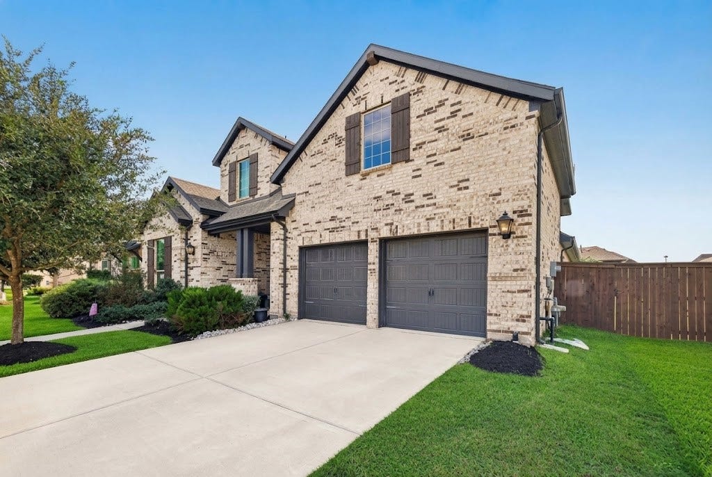 10114 Brush Way, Rosharon, TX 77583 10114 Brush Way, Rosharon, TX 77583