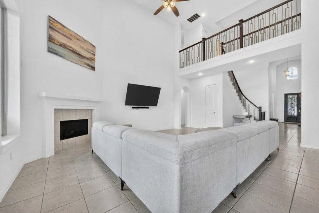 10114 Brush Way, Rosharon, TX 77583 10114 Brush Way, Rosharon, TX 77583